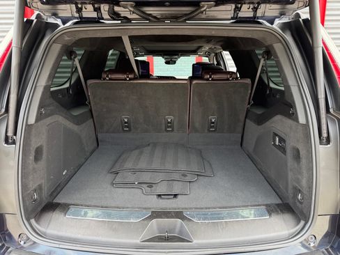 Used 2023 Cadillac Escalade ESV Sport Platinum w/ LPO, ONYX Package RWD image 40