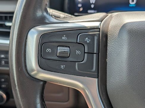 Used 2022 Chevrolet Suburban LT AWD/4WD image 24