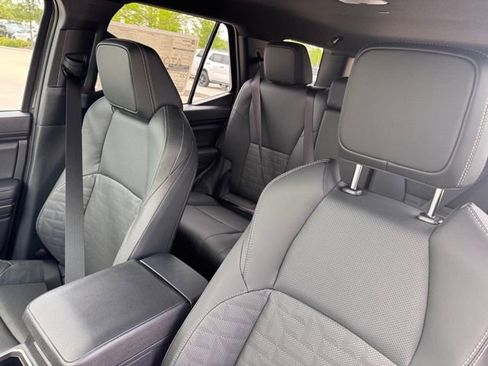 New 2026 Toyota 4Runner 4WD image 11