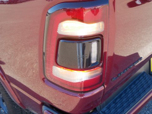 Used 2024 RAM 1500 Limited AWD/4WD image 17