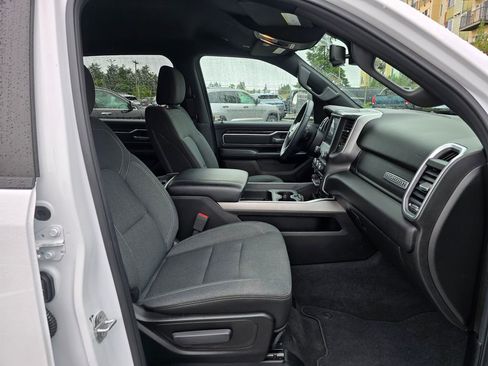 Used 2019 RAM 1500 Big Horn AWD/4WD image 12