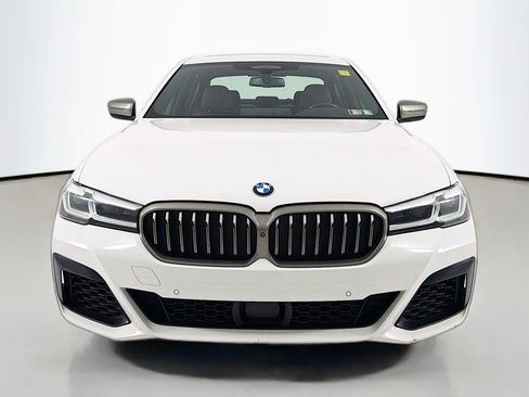 Used 2021 BMW M550i xDrive w/ Dynamic Handling Package image 2