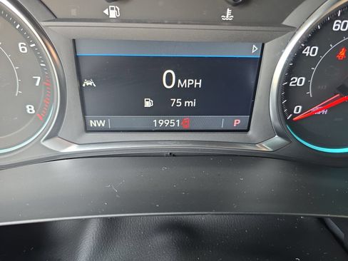 Used 2023 Chevrolet Traverse LT AWD/4WD image 30
