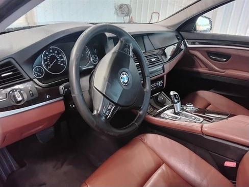 Used 2012 BMW 528i xDrive Sedan image 11
