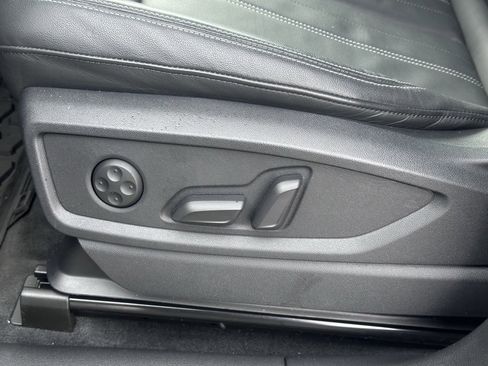 Used 2023 Audi Q5 2.0T Premium Plus w/ Premium Plus Package image 14