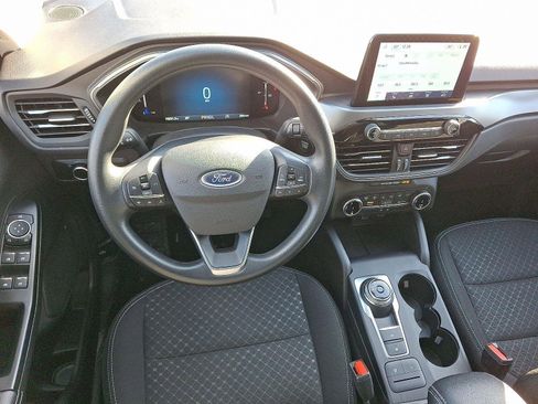 Used 2025 Ford Escape Active AWD/4WD image 12