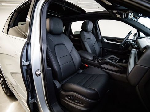 New 2026 Porsche Cayenne S AWD/4WD image 29