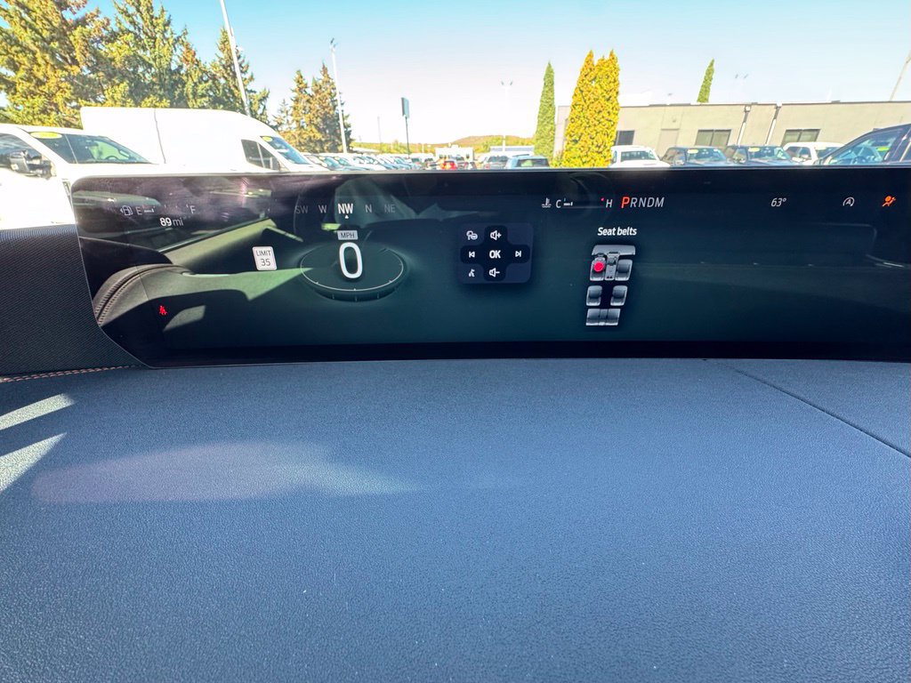 Used 2025 Ford Expedition Tremor AWD/4WD image 24