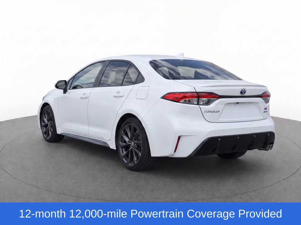 Used 2025 Toyota Corolla SE FWD image 3