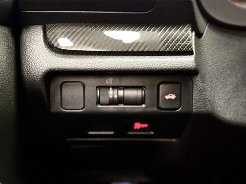 Used 2016 Subaru WRX Limited image 16