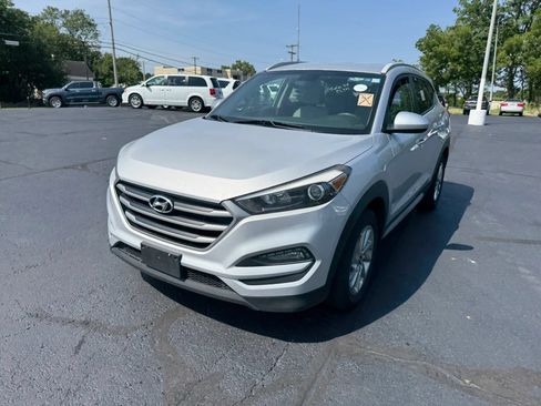 Used 2018 Hyundai Tucson SEL FWD image 3