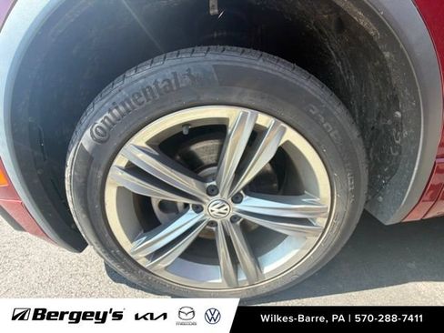 Used 2019 Volkswagen Tiguan SEL R-Line AWD/4WD image 15