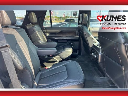 Used 2019 Ford Expedition Limited w/ Equipment Group 301A AWD/4WD image 39