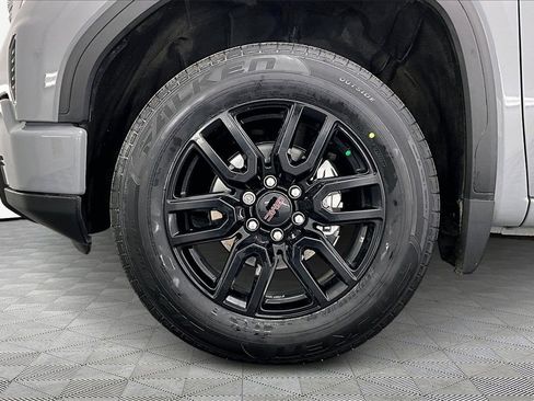 Used 2024 GMC Sierra 1500 Elevation w/ Elevation Premium Package image 9