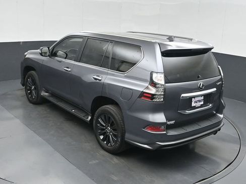 Used 2023 Lexus GX 460 Luxury w/ Sport Design Package AWD/4WD image 38
