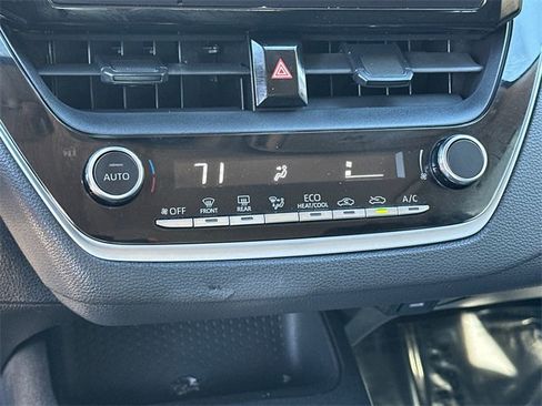 Certified 2023 Toyota Corolla LE image 25