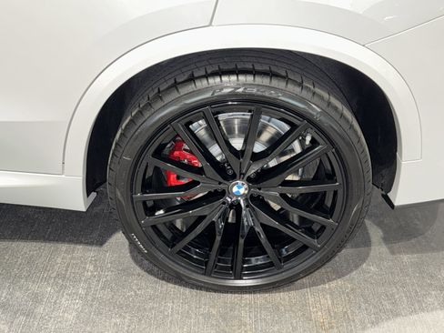 New 2026 BMW X5 M60i image 25