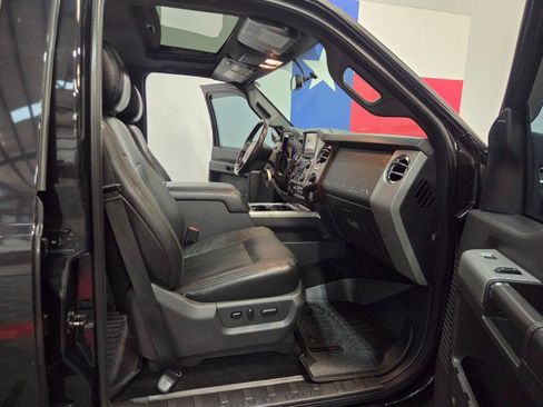 Used 2015 Ford F250 Lariat w/ Lariat Ultimate Package image 9