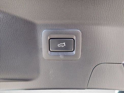 Used 2023 MAZDA CX-9 Touring Plus image 8