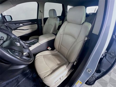 Used 2021 Buick Enclave Essence w/ Sound and Sites Package image 9