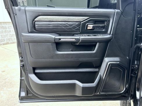 Used 2025 RAM 3500 Limited image 9