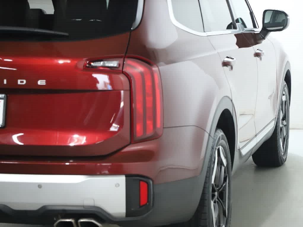 Used 2024 Kia Telluride S w/ S Sunroof Package FWD image 49