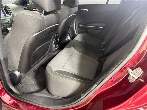 Used 2017 Dodge Charger SXT RWD image 20