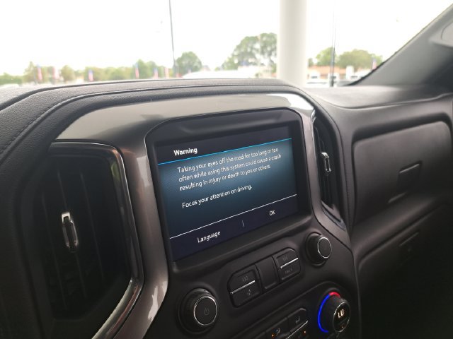 Used 2022 Chevrolet Silverado 1500 RST AWD/4WD image 10