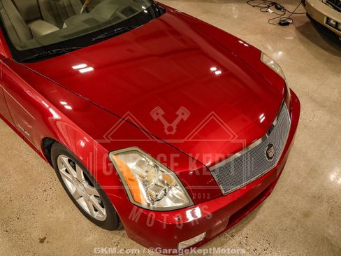 Used 2005 Cadillac XLR RWD image 71