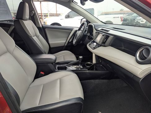 Used 2016 Toyota RAV4 Limited image 37