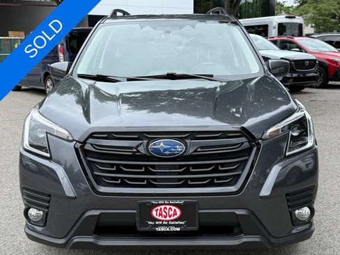 Used 2023 Subaru Forester Premium AWD/4WD image 3