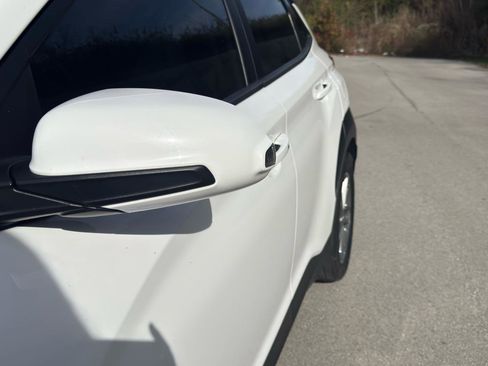 Used 2023 Hyundai Kona SEL FWD image 11