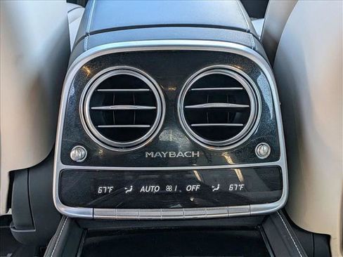 Used 2016 Mercedes-Benz Maybach S 600 image 19