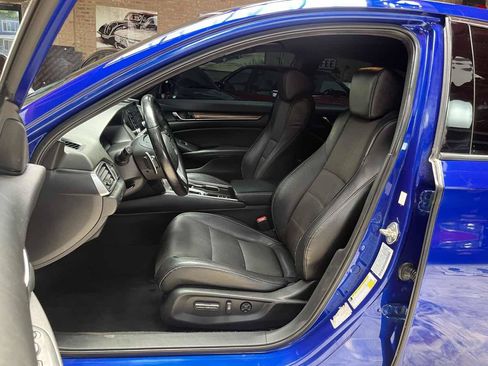 Used 2018 Honda Accord Sport image 21