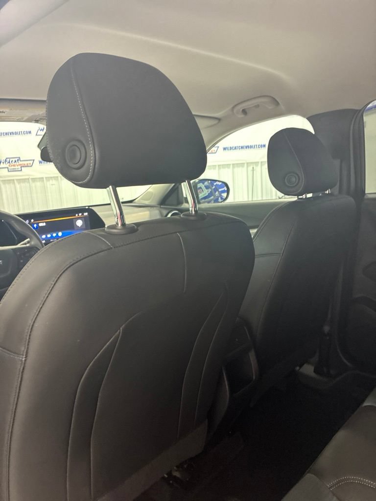Used 2026 Chevrolet Trax LT FWD image 29