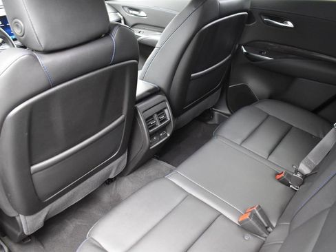 Used 2024 Cadillac XT4 Sport image 23