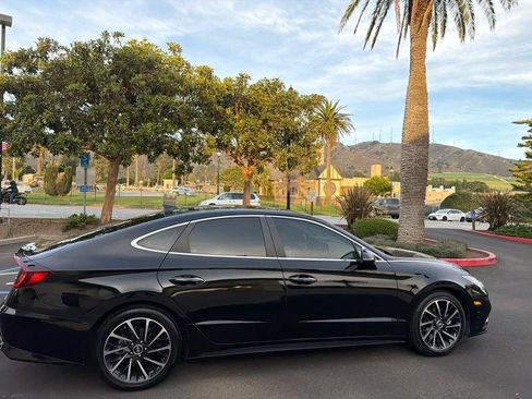 Used 2021 Hyundai Sonata Limited w/ Preferred Accessory Package FWD image 20