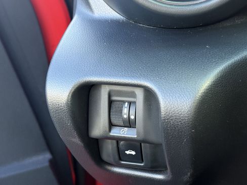 Used 2023 Toyota GR86 Premium w/ ALL Weather Mat Package (TMS) image 18