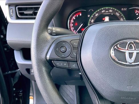 Used 2023 Toyota RAV4 XLE image 22