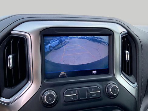 Used 2021 Chevrolet Silverado 1500 LT AWD/4WD image 26