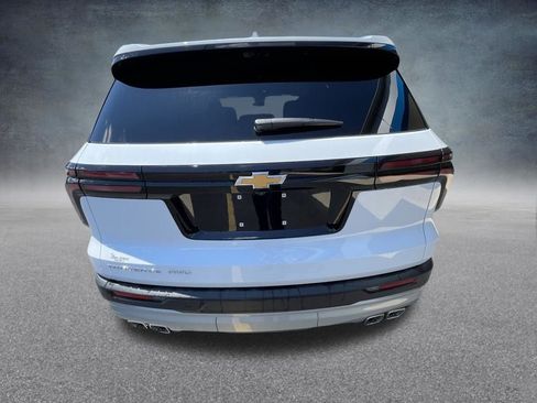 Used 2026 Chevrolet Traverse LT w/ Driver Confidence Package AWD/4WD image 10