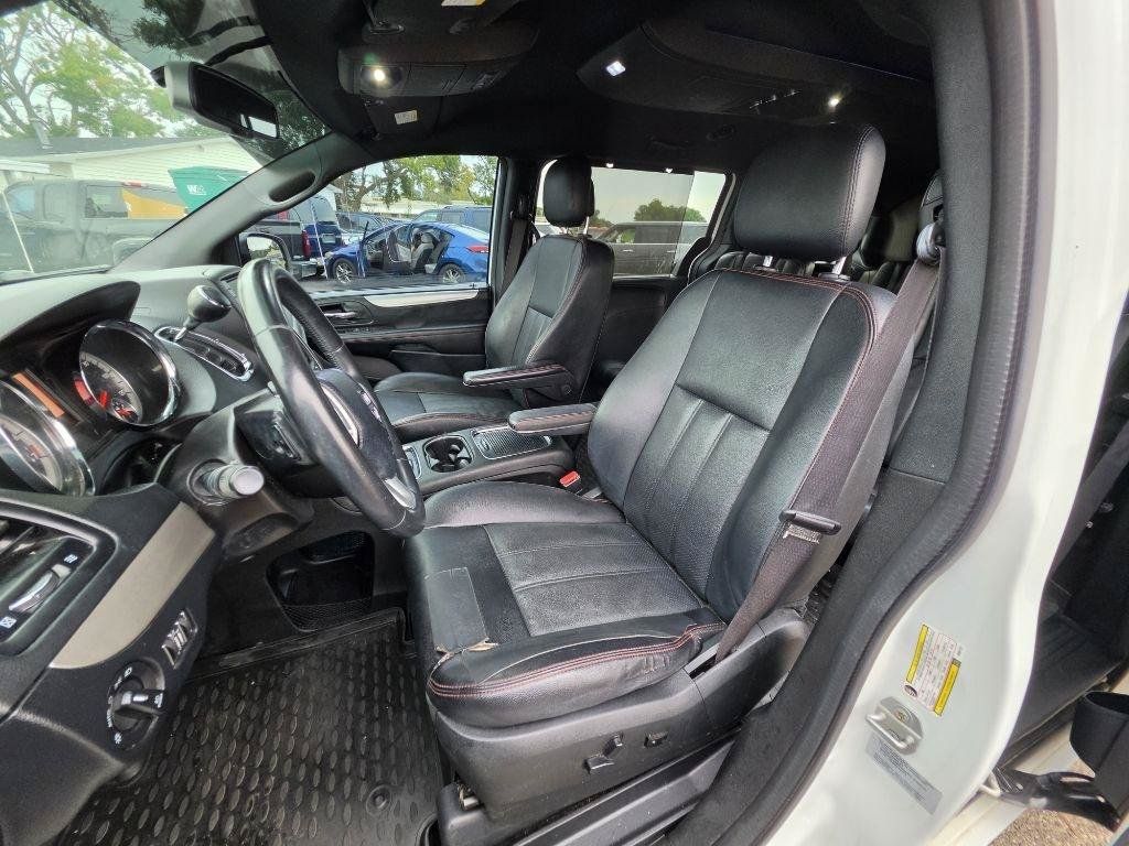 Used 2017 Dodge Grand Caravan GT FWD image 15