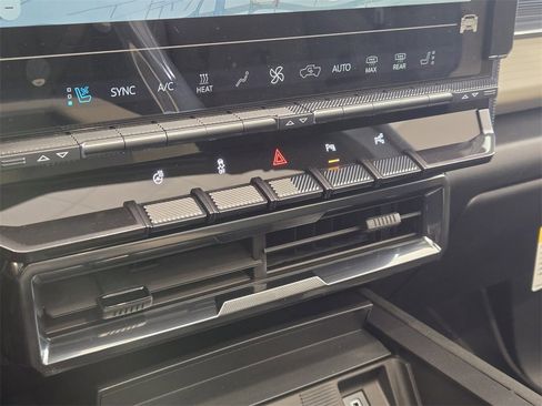 New 2026 GMC Hummer EV 2X image 9