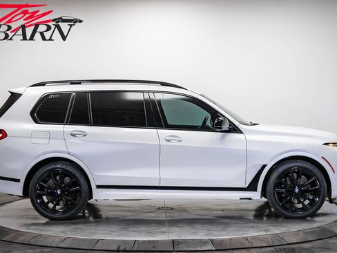 Used 2024 BMW X7 M60i w/ Executive Package image 6