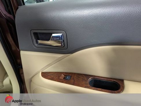 Used 2012 Ford Fusion SEL FWD image 29