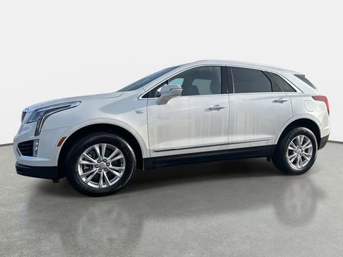 New 2025 Cadillac XT5 Luxury w/ LPO, Floor Liner Package AWD/4WD image 2
