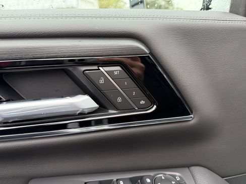 New 2026 GMC Yukon XL Denali image 27