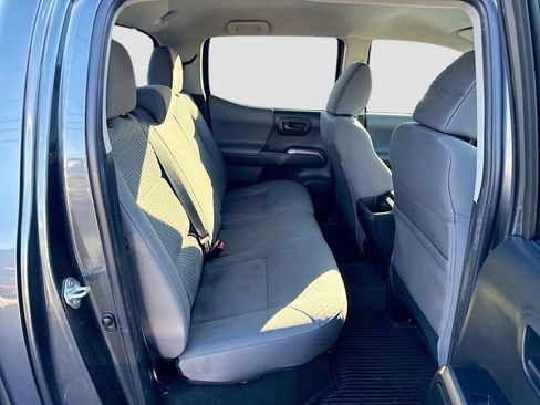 Used 2022 Toyota Tacoma SR5 w/ Technology Package image 25