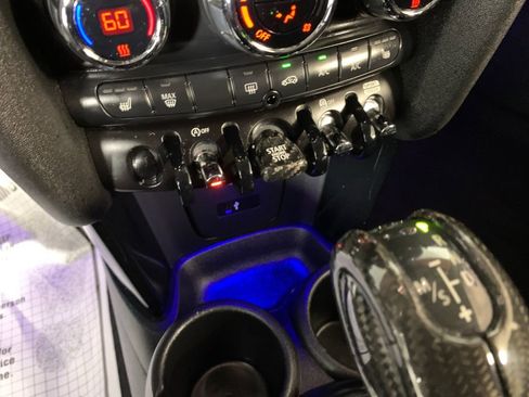 Used 2019 MINI Cooper S w/ Premium Package FWD image 18