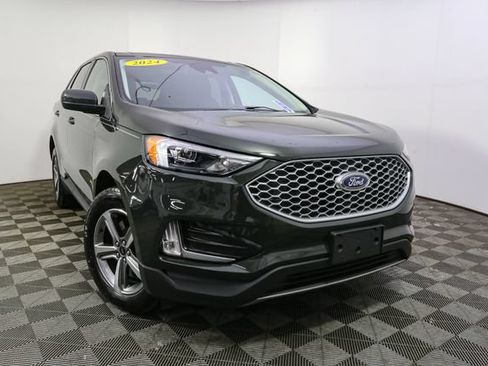 Used 2024 Ford Edge SEL w/ Convenience Package AWD/4WD image 3